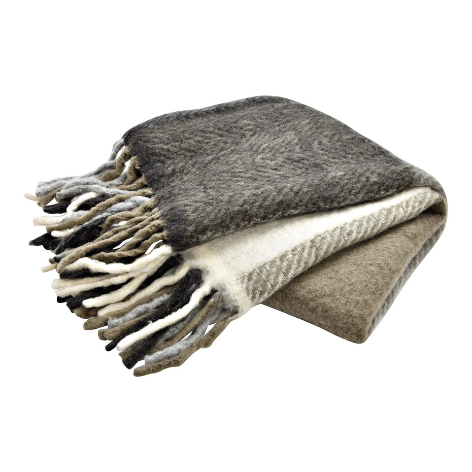 Quilted bedspread made of textile, grey (W/H/D) 130x170x1cm