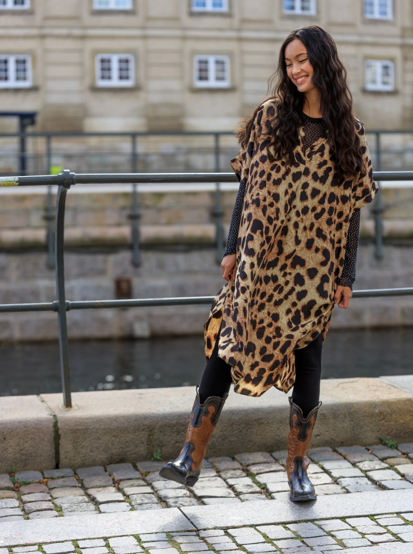 Black Colour ALEXIS tee w/stones