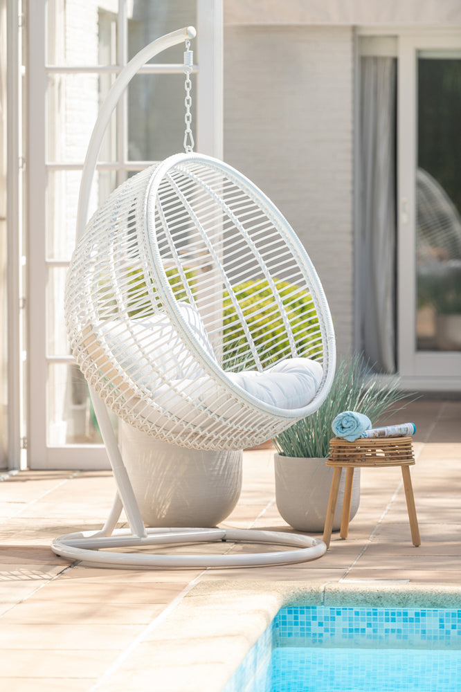 Hocker Dreieck Rattan Natur